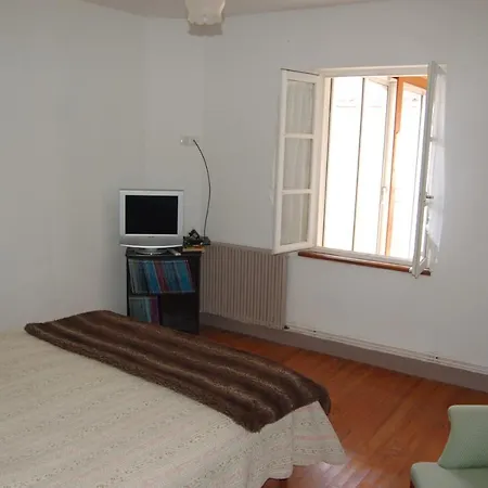 Chambre D'hotes Au Milieu Des Vignes 3*